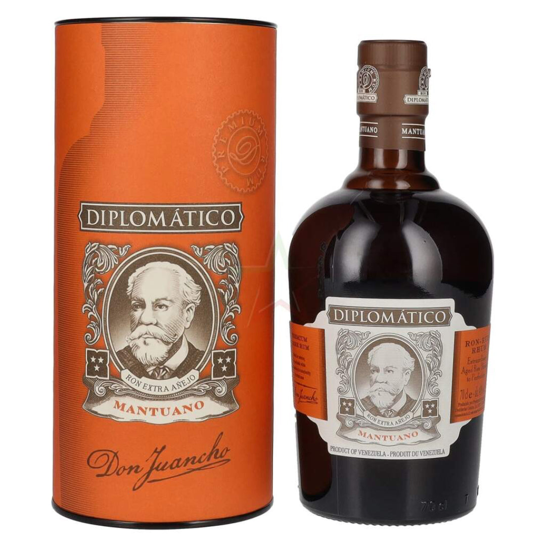 Diplomático Mantuano Rum Extra Añejo con astuccio